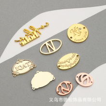 工厂制作手缝金属标牌锌合金椭圆形铭牌帽子铁logo可定烤漆字母标