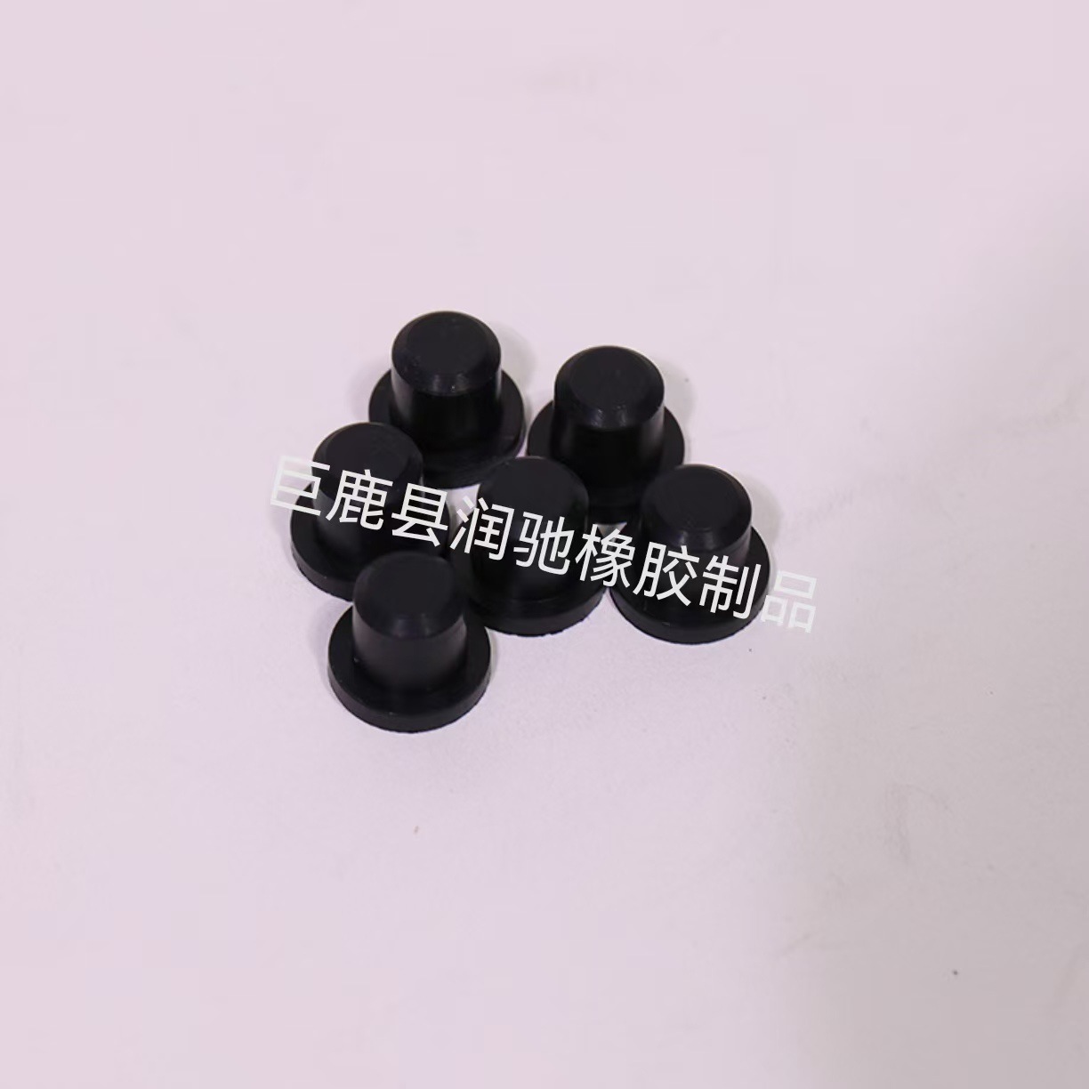 厂家直供NBR丁晴橡胶塞型号齐全。