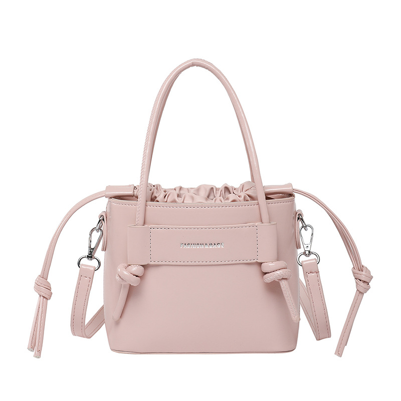 Bolso de textura transfronteriza 2025 verano nuevo bolso femenino diseño de nicho bolso de hombro moda letra bolso de mensajero marea