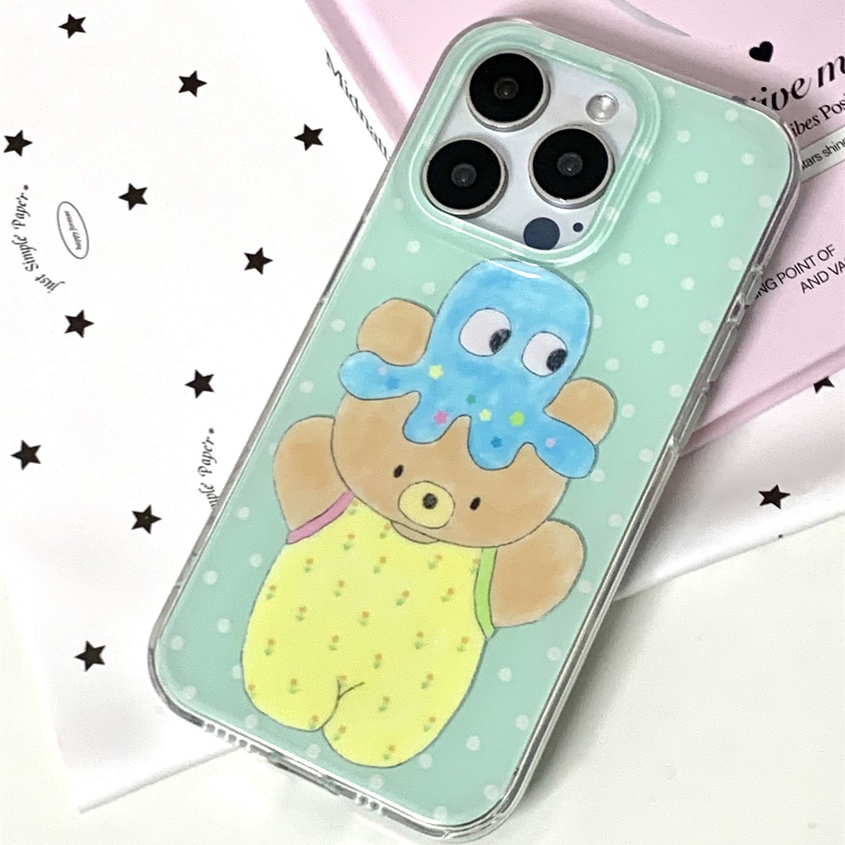 "Octopus Bear" Mint Polka Dot Cute Illustration Mobile Phone Case Suitable for 17Pro Glossy 16Promax Apple
