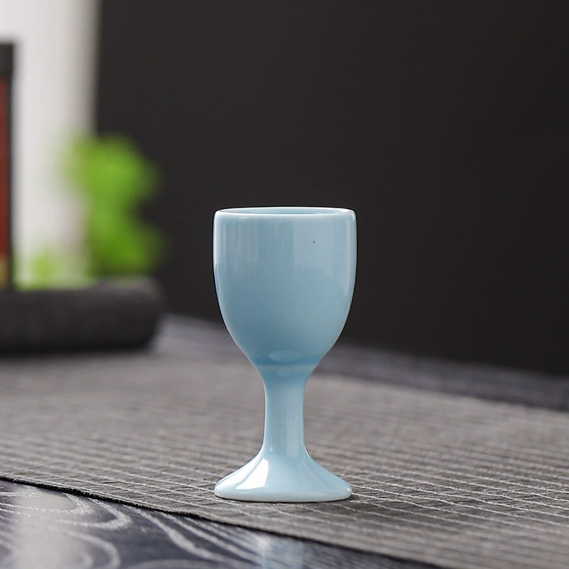 Керамический домашний бокал с вином