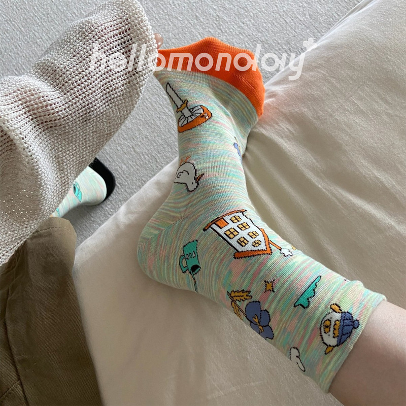 Artistic Illustration Women's Socks for Autumn and Winter, Mid-Calf Socks with Contrasting Colors, Cute Cartoon Oil Painting Design, Seamless Cotton Socks for Women, Cross-Border