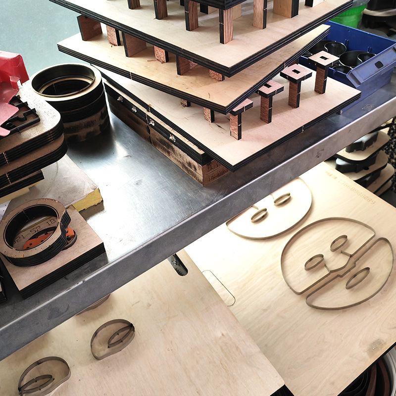 广州运盛异型拼图激光刀模厂供应出口韩国日本画卡通拼板拼图刀模