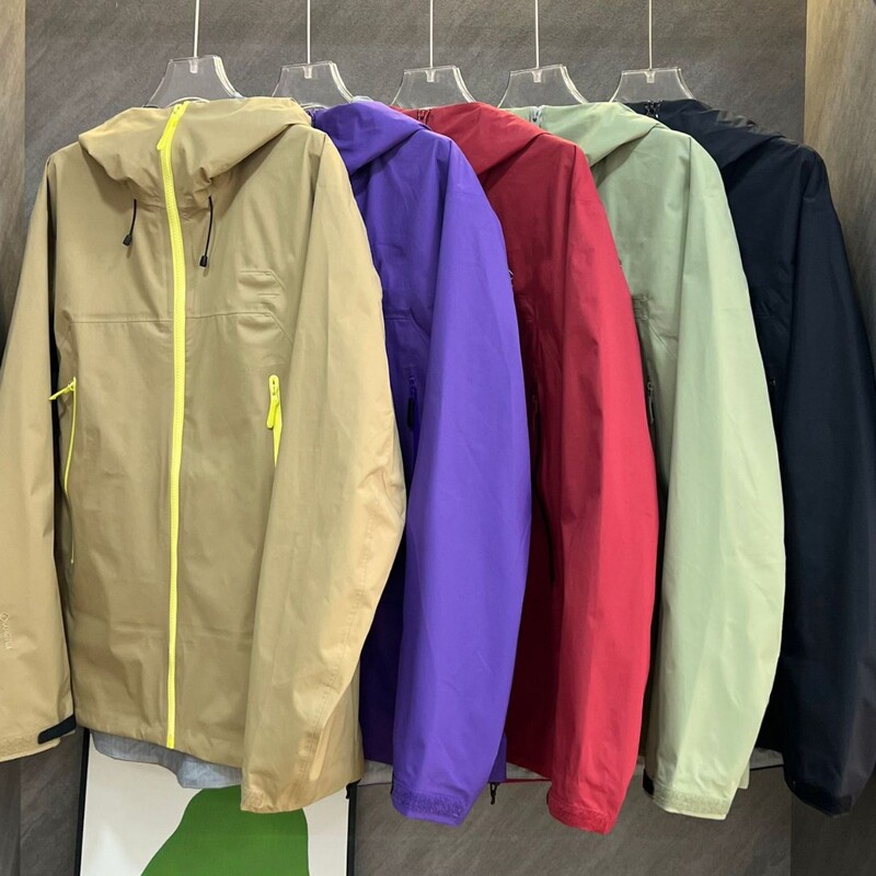 The latest bird with outdoor travel sports hiking climbing waterproof breathable men's and women's jacket jacket jacket jacket