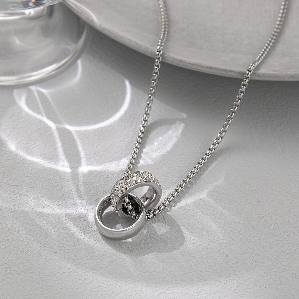 Original Design Double Ring Titanium Steel Inlay Rhinestones Pendant Necklace 1 Piece