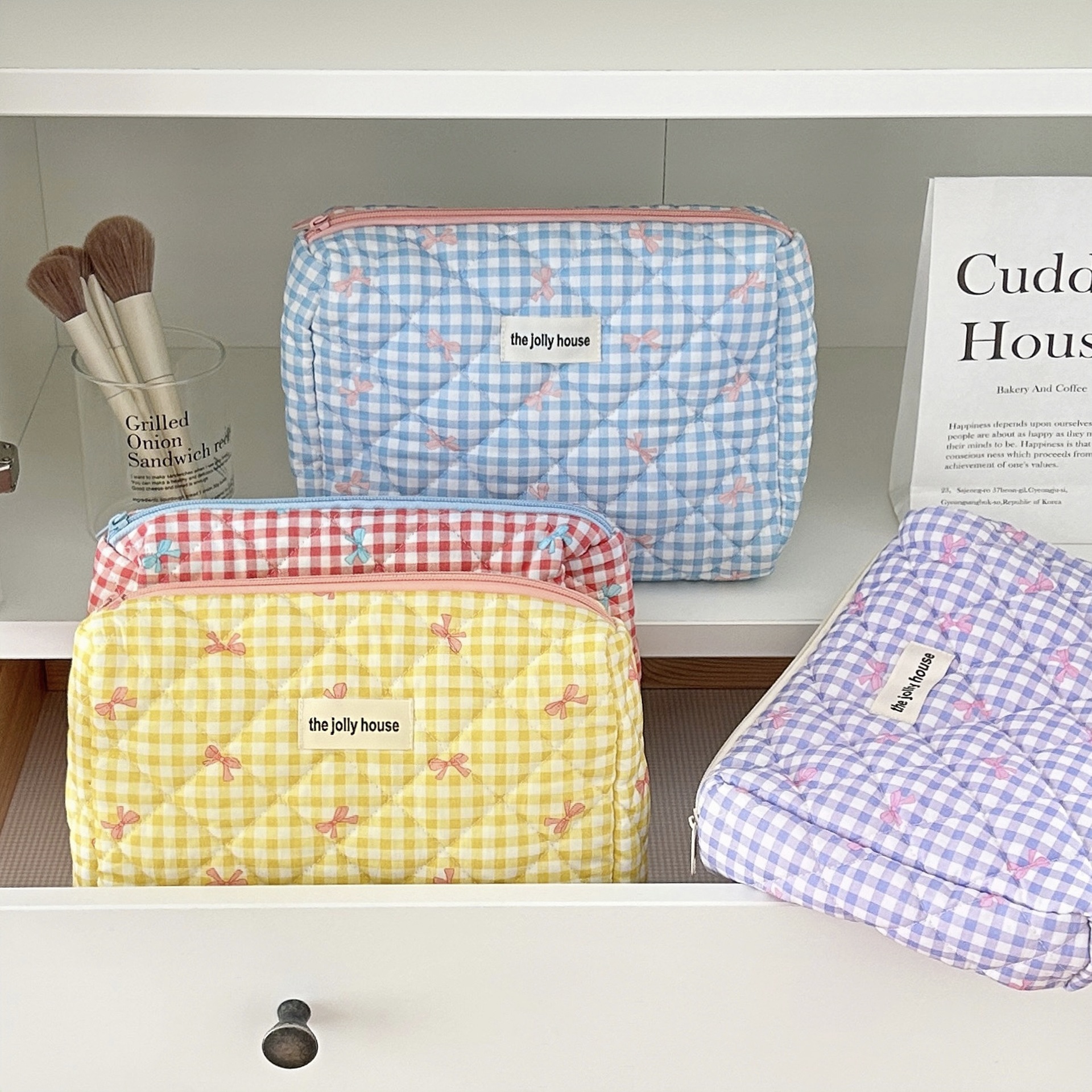 Elegant Streetwear Plaid Canvas Square Makeup Bags display picture 2