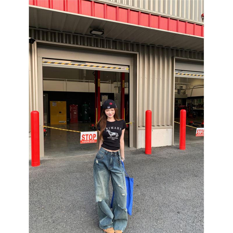 Printed Short-Sleeve Fitted T-Shirt Top for Women, Vintage-Style Faux Distressed Washed Ripped Jeans Two-Piece Set