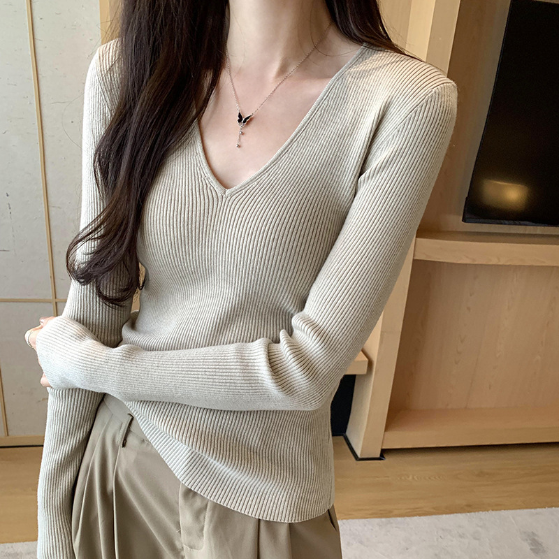 灰色短款低v领针织衫女秋季内搭紧身修身毛衣打底衫气质百搭上衣|undefined