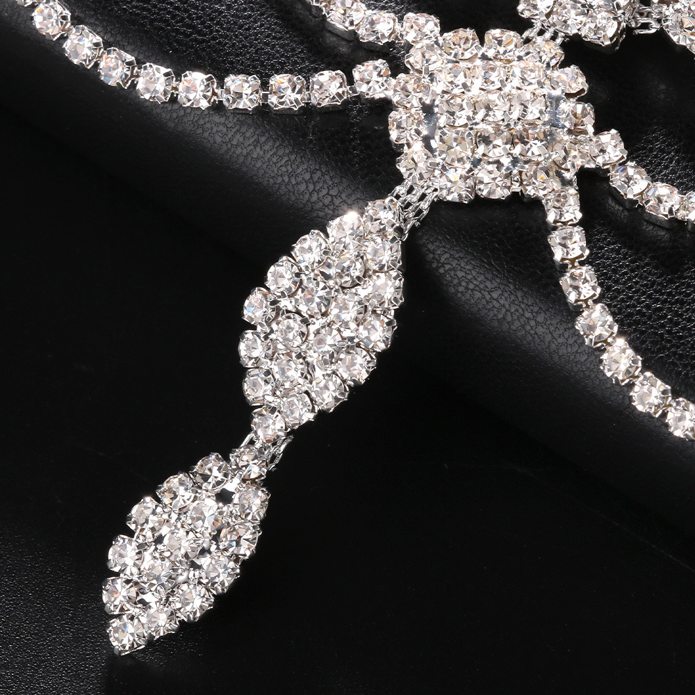 Europa y los Estados Unidos famosos flores de estilo exagerado cadena de cabeza de diamante multicapa accesorios de alta calidad Bandas de cabeza para mujeres