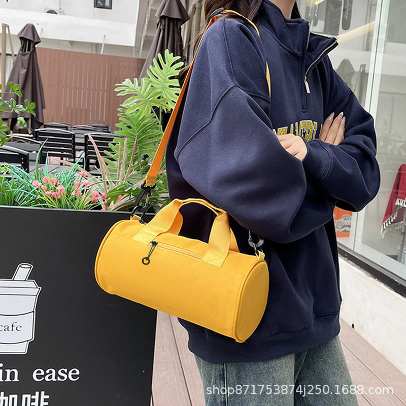Outdoor Cylindrical Shoulder Bag, Lightweight Waterproof Crossbody Bag, Large Capacity, Convenient Fitness Coach Small Hanging Bag, in Stock
