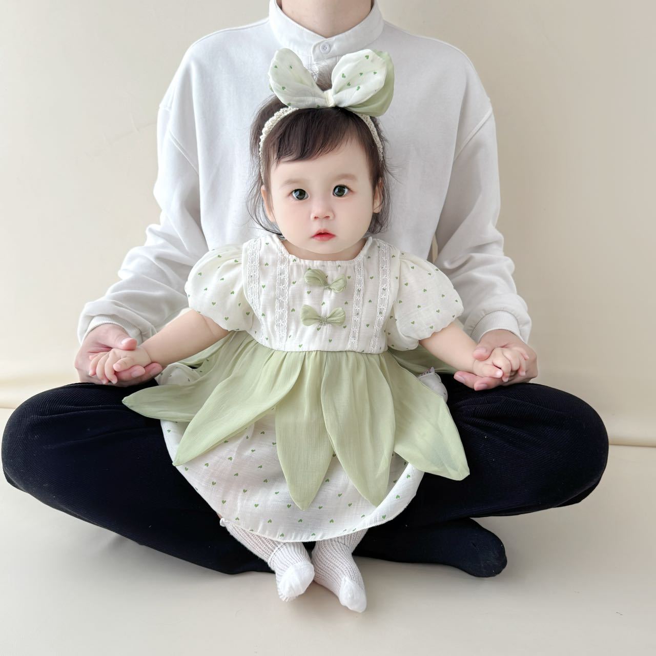 Ropa de bebé verano primavera delgado bebé mono de manga corta princesa verano luna llena cien días gatear mameluco