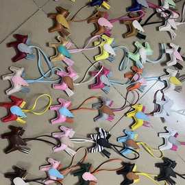 个性创意小马包包挂件413可爱百搭小飞马挂饰简约时尚皮革钥匙扣