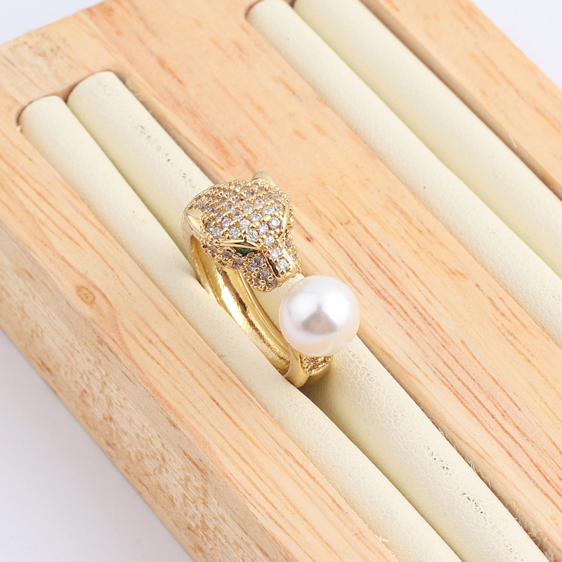 Retro Animal Copper Open Ring Inlay Artificial Pearl Zircon Copper Rings display picture 2