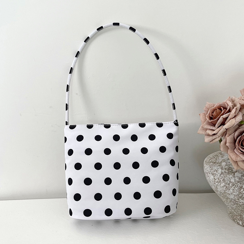 Wave dot white