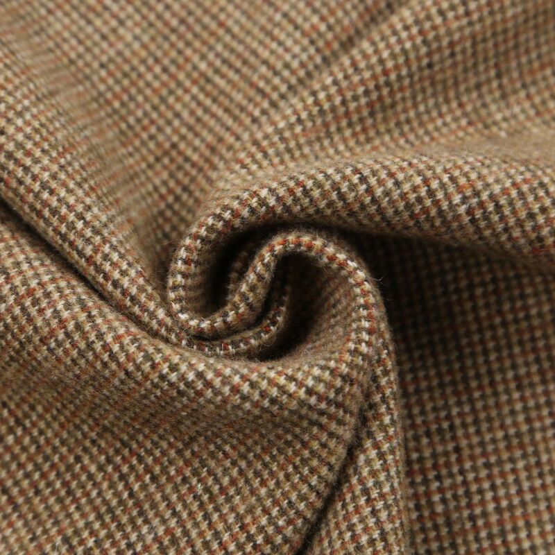 New Style Coarse Wool Houndstooth Plaid Fabric for Autumn and Winter Coats and Suits, Available in Stock