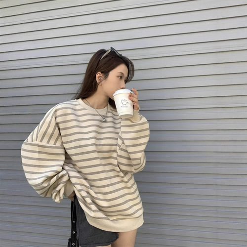 Korean Striped Sweatshirt for Women - Autumn 2025, Thin, Loose, Versatile, Slimming, Casual, Round Neck Student Top, Trendy