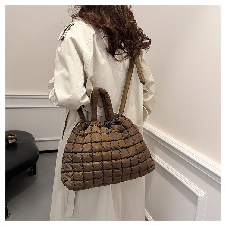 762g Weight Polyester Lining Material Sewing Thread Fashion Element Magnetic Buckle Closure Type Single Shoulder Strap Strap Type Tote Bag Bags Type Daily, Street, Shopping Occasion Nylon Material Solid Color Pattern Autumn&Winter Season Women's Gender Elegant, Classic Style Style Square Shape Medium Size Women's Medium Nylon Solid Color Elegant Classic Style Sewing Thread Square Magnetic Buckle Tote Bag 14