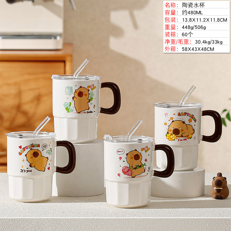 Taza de cerámica con oso fresa regalo lindo para estudiantes