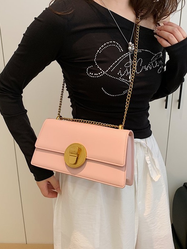 Bolso cuadrado pequeño de un solo hombro exquisito de alta gama para mujer 2025 bolso de mujer de nueva calidad transfronterizo bolso de mensajero de cadena de moda casual