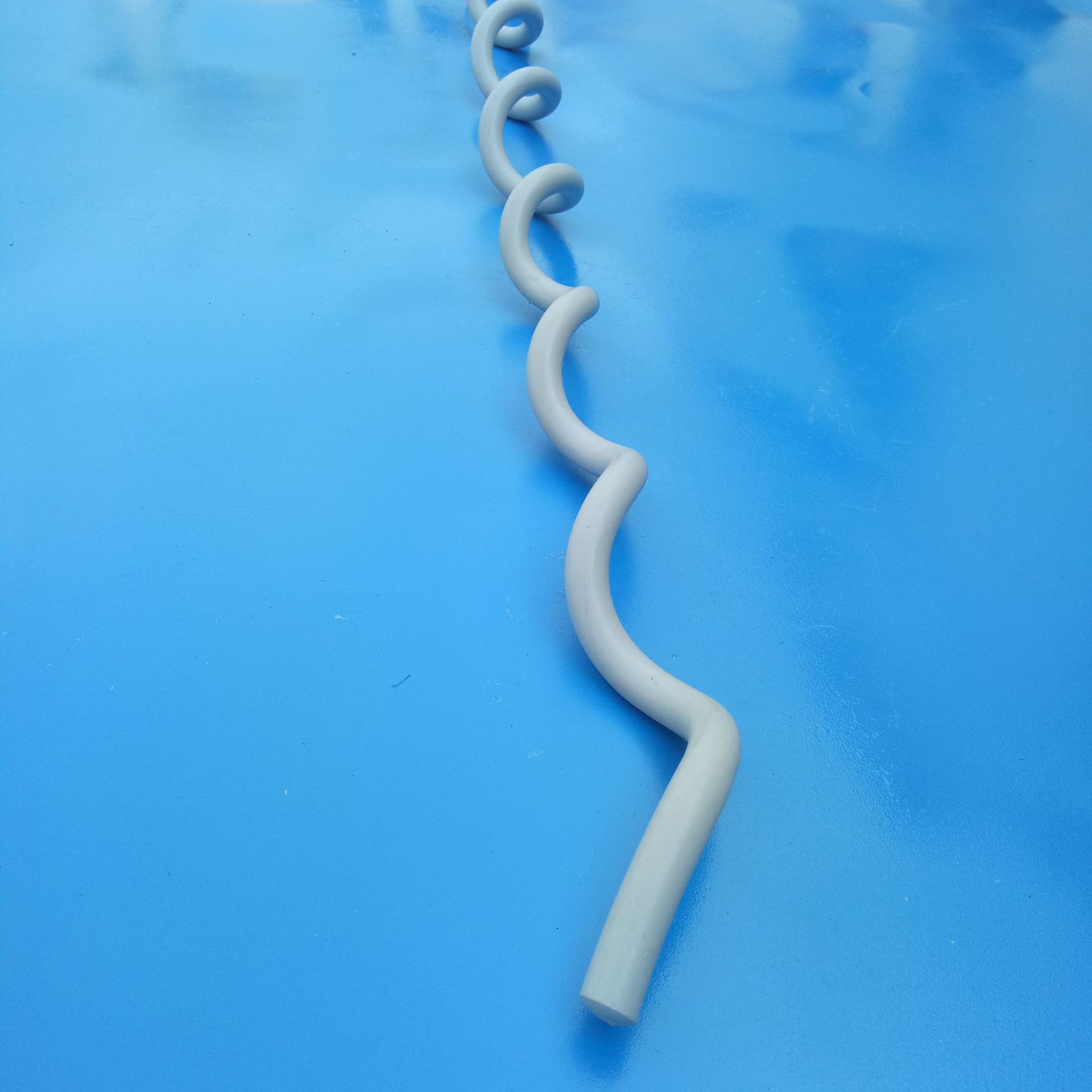 adss光缆防震鞭 PVC防震金具 螺旋式防振设备 减震器