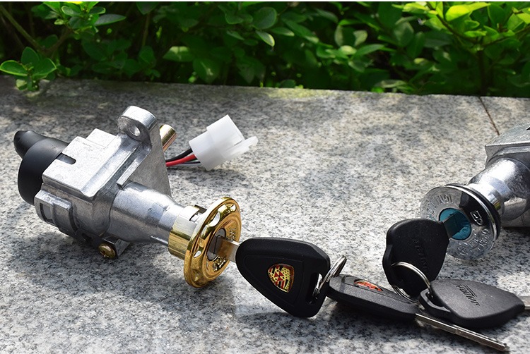 Suitable for Electric Vehicle Door Lock Power Lock 2-Wire 4-Wire Scooter Faucet Lock Battery Car Key Switch