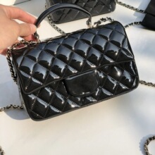 2024��Ƥ������μ�б��Ů�����朗l����ʿ�D���^��cf handle��