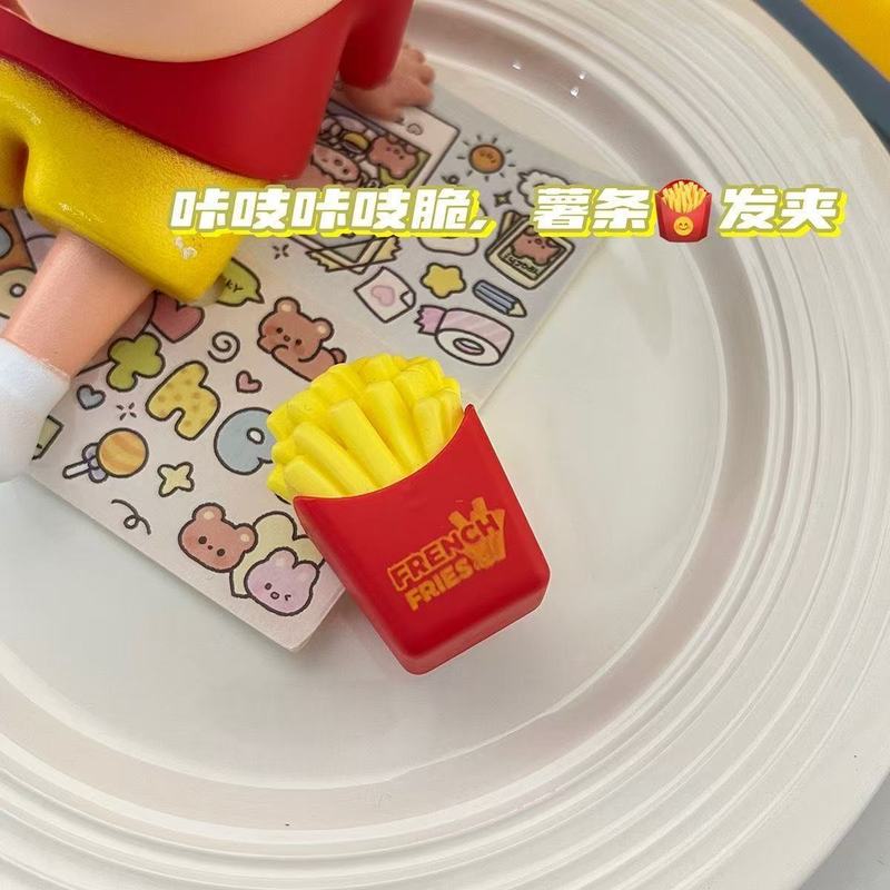 子供用の食べ物とおもちゃの漫画のフルーツヘアピン、かわいい帽子、夜市の1元モデル、卸売ヘアアクセサリー、インターネットセレブのホットモデル|undefined