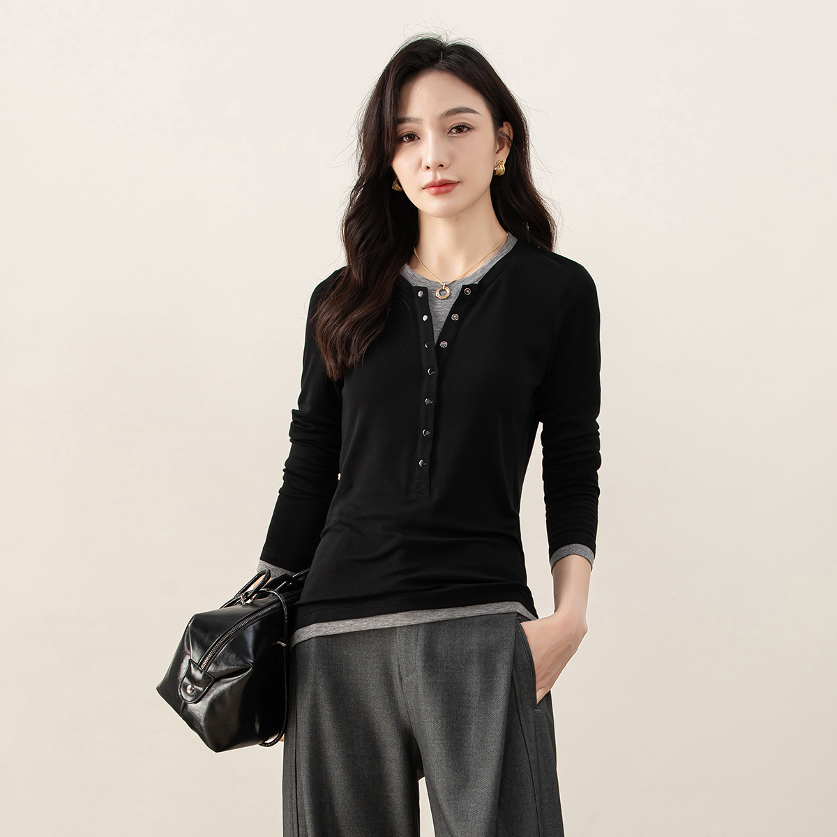 Xingge Patchwork Faux Two-Piece T-Shirt for Women, Early Spring Stylish and Youthful Slimming Base Layer with Tencel Wool