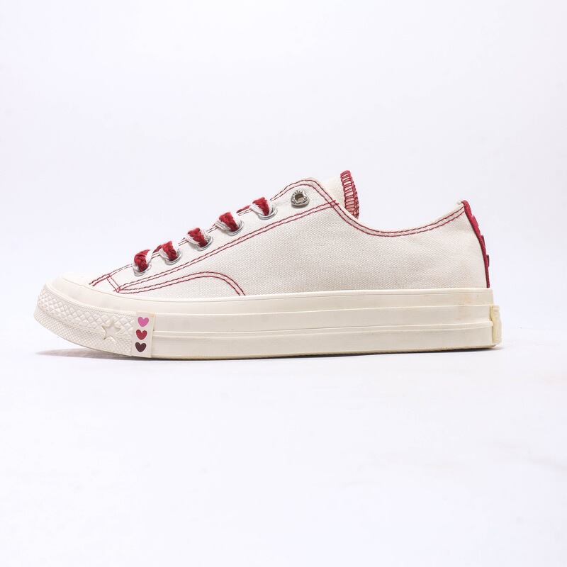 New All Star Valentine's Day limited edition heart-shaped low-top canvas shoes, all-star retro casual sneakers for men and women New All Star Valentine's Day limited edition heart-shaped low-top canvas shoes, all-star retro casual sneakers for men and women