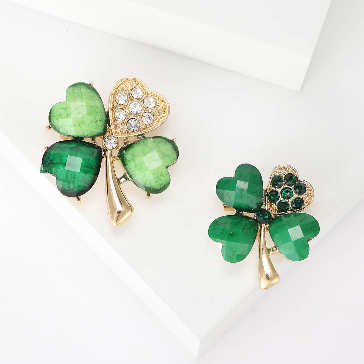 Elegant Simple Style Pin Four Leaf Clover Alloy Women's Brooches display picture 1