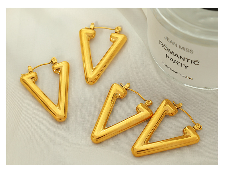 10g Weight Stainless Steel Ear Needle Material 1 Pair Simple Style Triangle Plating Titanium Steel Earrings