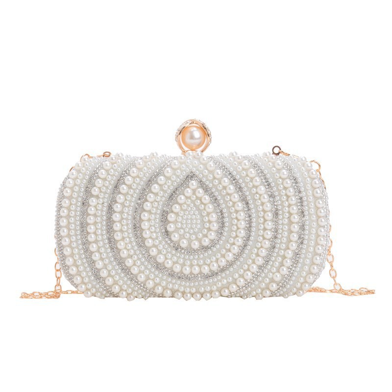 Nuevo paquete de cena de perlas para mujeres dulces, bolsos de moda, bolsas de mano de celebridades, bolsas de noche de lujo ligeras de cadena de perlas.
