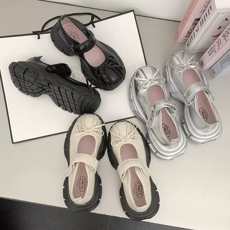 白色圆头复古法式厚底玛丽珍鞋女2025新款夏季百搭浅口芭蕾舞单鞋