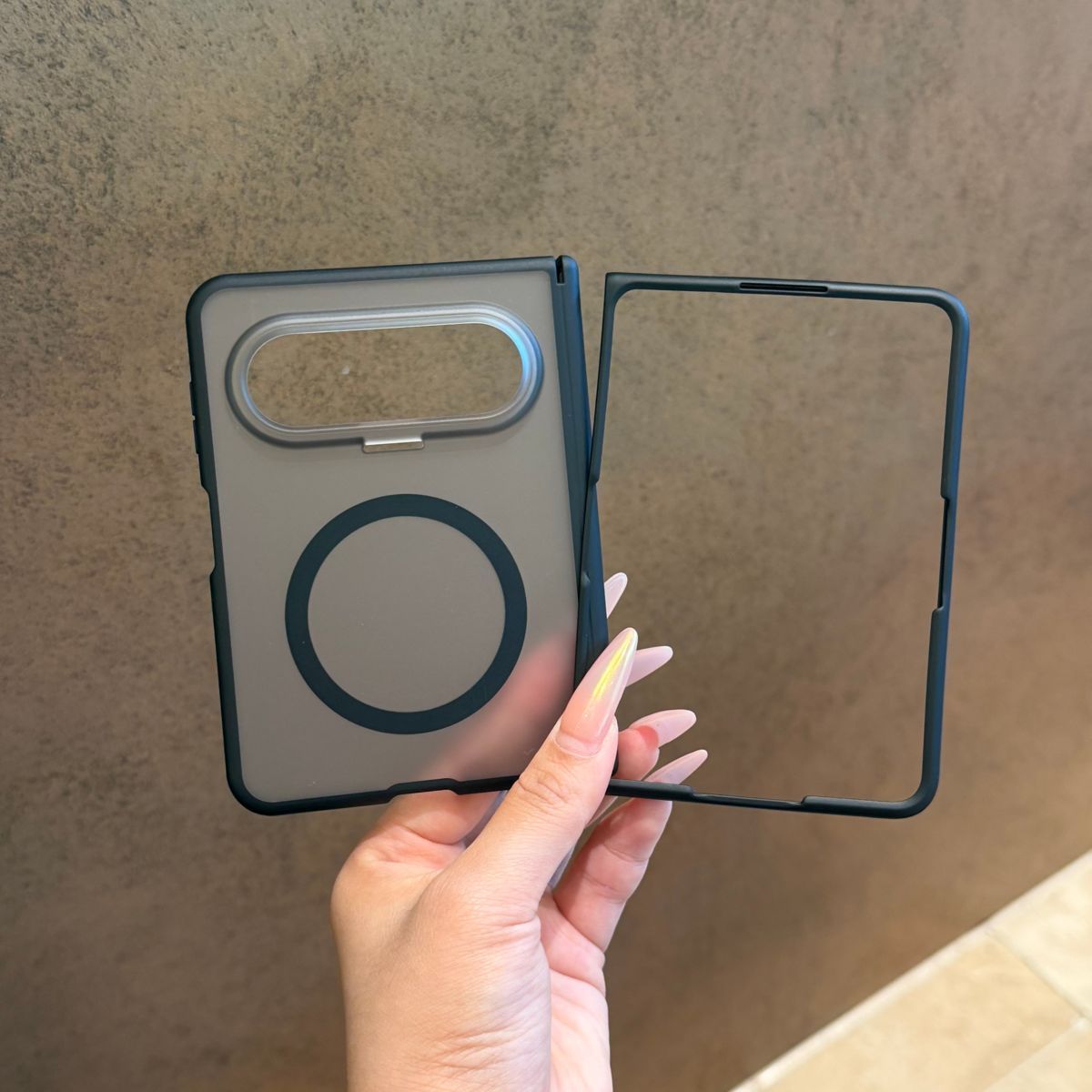 Magnetic single-axis frame-matte black soft shell