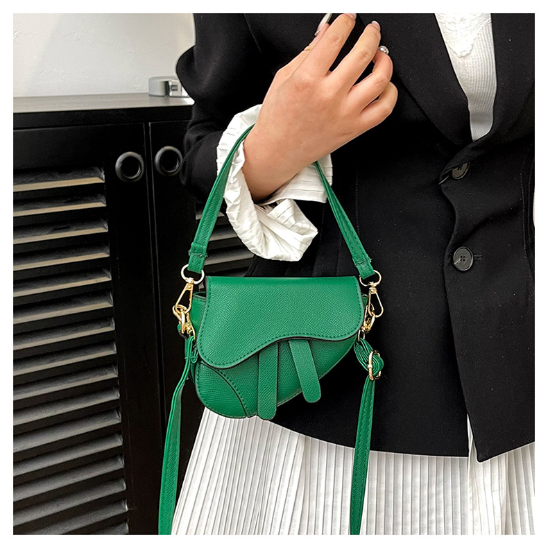 Kleines Nischendesign für Frauen 2024 neuer Sommer minimalistischer Crossbody, einzelne Schulter, Unterarmtasche, modische Textur_voghion.com