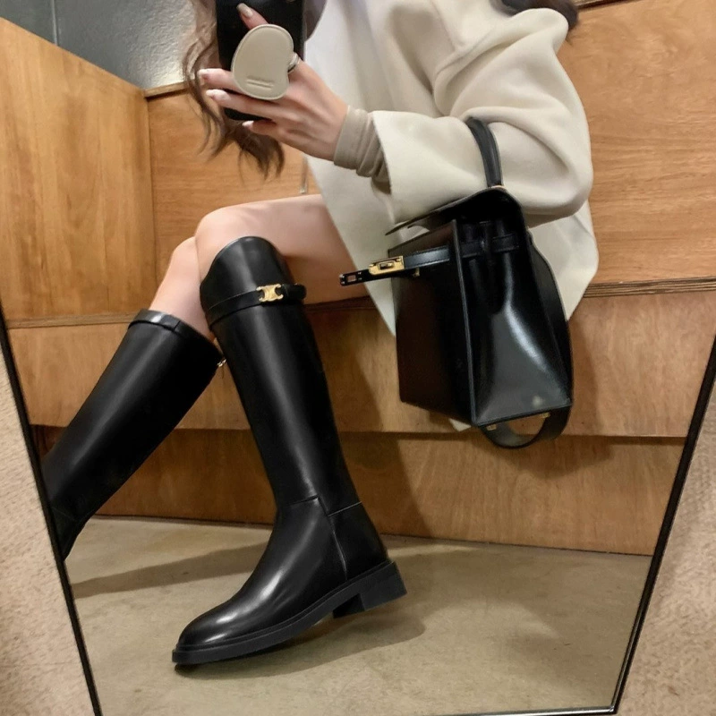 Осенне-зимние женские ботинки больших размеров, плоская подошва, высокий голенище до чуть выше голени (не выше колена), размер 41–43