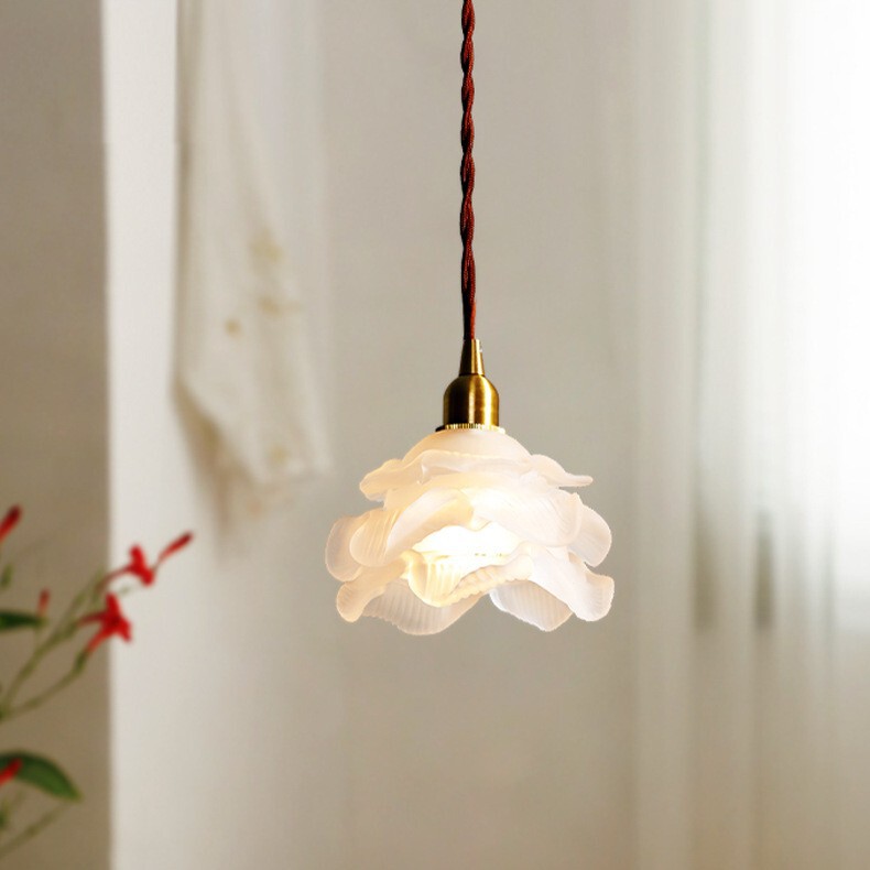 Retro Literary Japanese Brass Bar Table B&B American Retro Bedroom Bedside Lamp French Petal Glass Small Chandelier Retro Literary Japanese Brass Bar Table B&B American Retro Bedroom Bedside Lamp French Petal Glass Small Chandelier