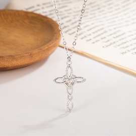 跨境十字提升品位吊坠项链轻奢豪华靓女型专配置酷爱饰品百搭时尚