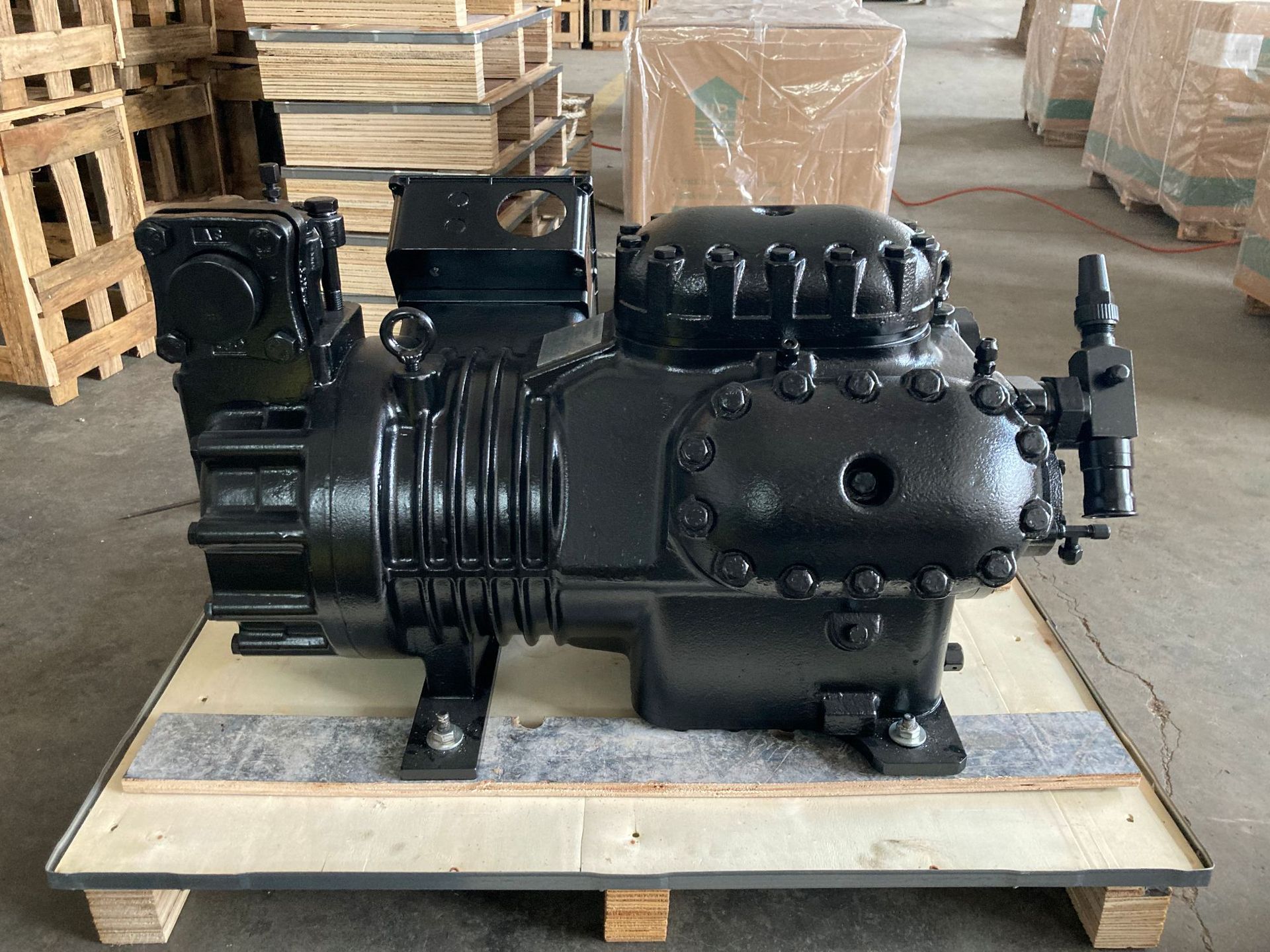 供应正品沈阳谷轮活塞制冷压缩机（厂价直销）