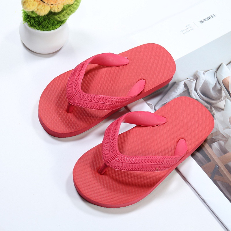 Children's Flip-Flops, New Summer Style, Bright-Colored Beach Vacation Sandals for Boys and Girls, Solid Color Home Slippers