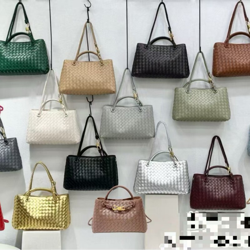 Cross-Border European and American New Style Genuine Leather Metal Rope Buckle Portable Woven Bag Commuter Shoulder Crossbody Handbag Women's Woven Bag Cross-Border European and American New Style Genuine Leather Metal Rope Buckle Portable Woven Bag Commuter Shoulder Crossbody Handbag Women's Woven Bag