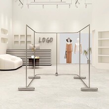 ���b��չʾ�ܲ��P����zU�Ͱ�A�����Ѝu�ܰ����ӿ��������м�