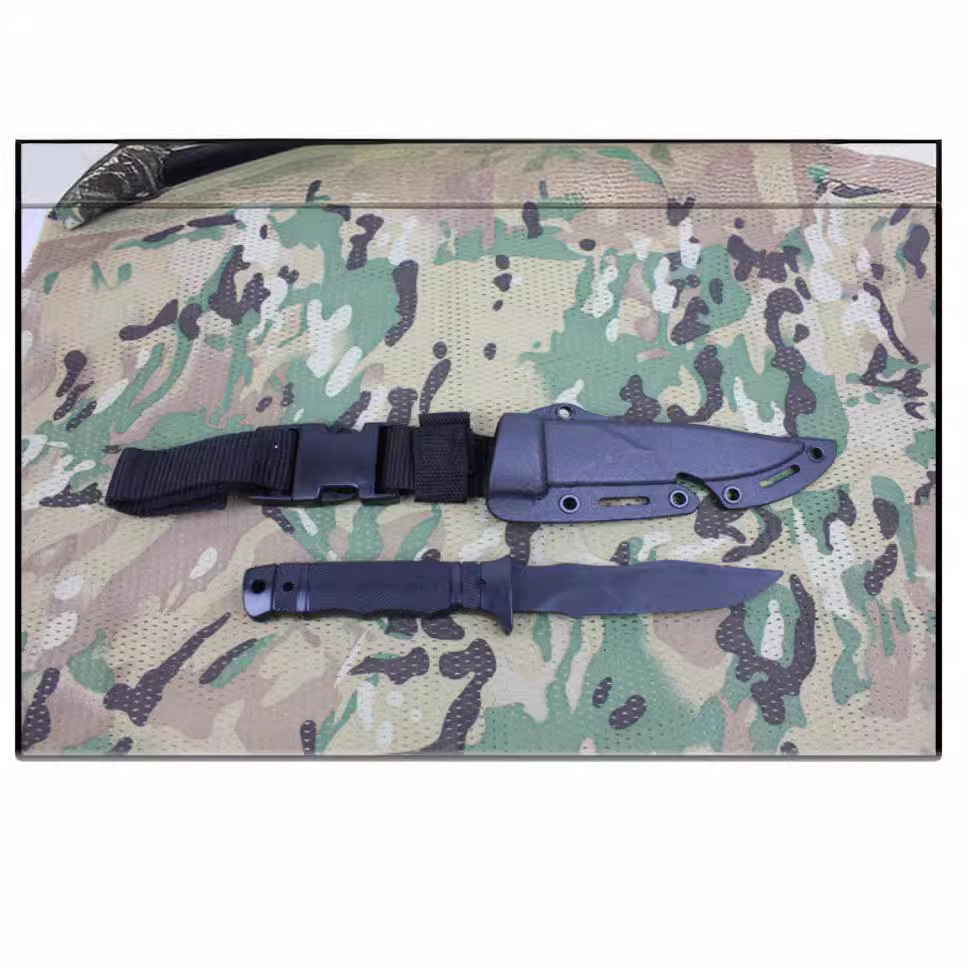 Fábrica directa spot onda azul bayoneta plástico modelo de entrenamiento táctico cuchillo suave película accesorios de artes marciales