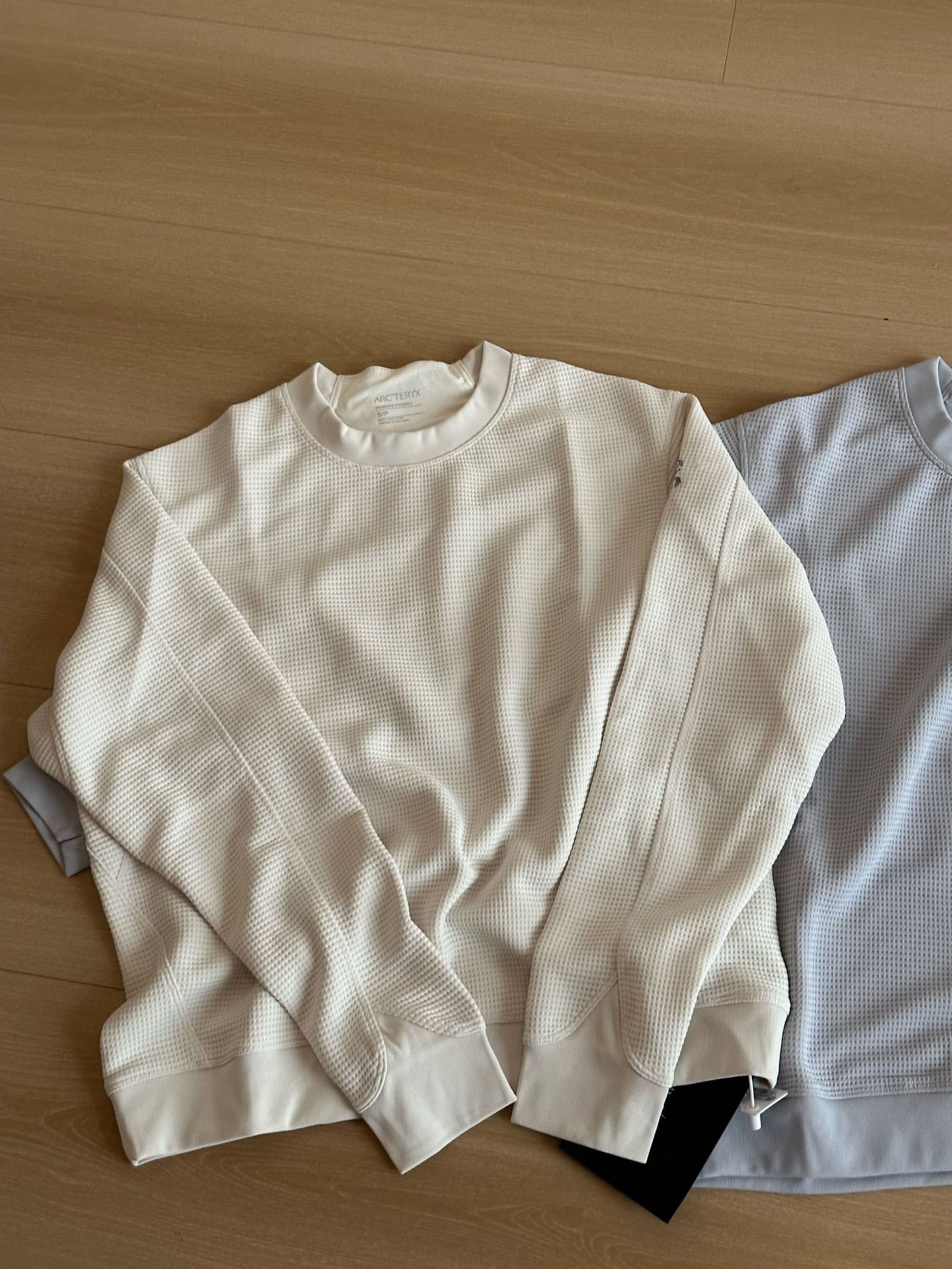 Women's Round Neck Long Sleeve T-Shirt, Spring and Autumn Style, Solid Color, Breathable, Quick-Dry, Sports Casual Top, Simple and Versatile Base Shirt