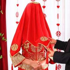 結婚の布巾、結婚式用品、喜盆の包み、結婚式の布、花柄の赤い布、花嫁の持参金、結婚式のお菓子、赤い封筒