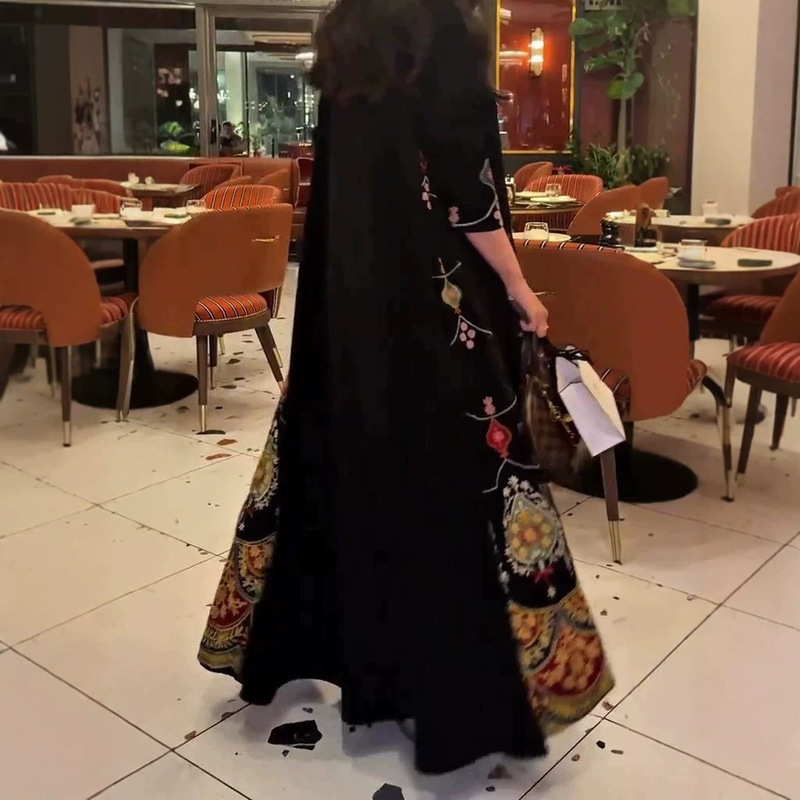2026 Spring European and American Vintage Floral Gold Velvet Contrast Color Patchwork Three-Quarter Sleeve Robe Women's Dress Cardigan 2026 Spring European and American Vintage Floral Gold Velvet Contrast Color Patchwork Three-Quarter Sleeve Robe Women's Dress Cardigan