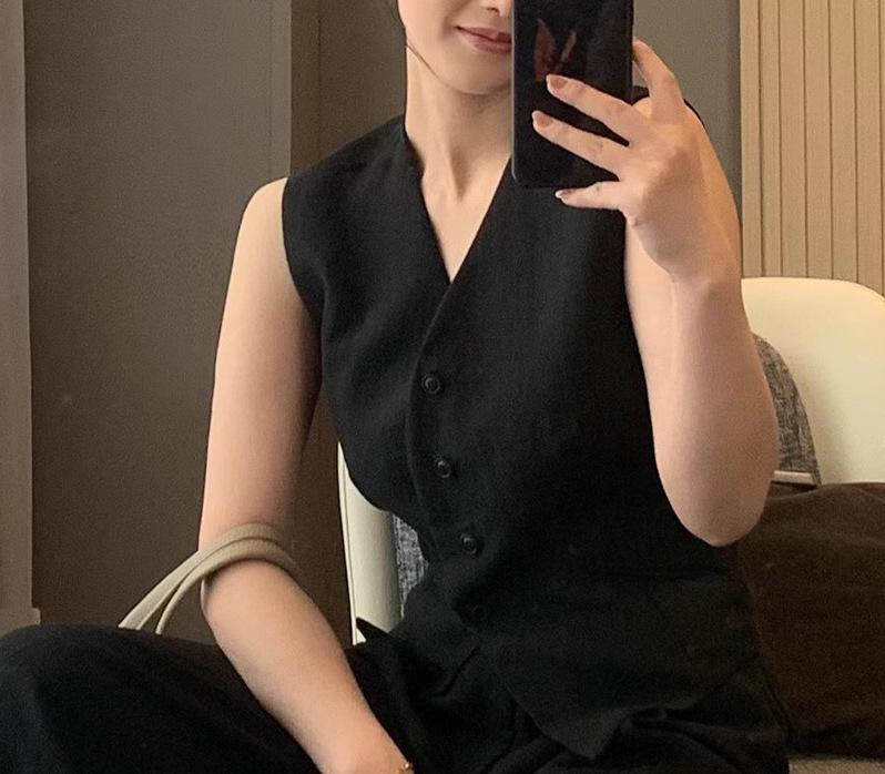 검은 조끼