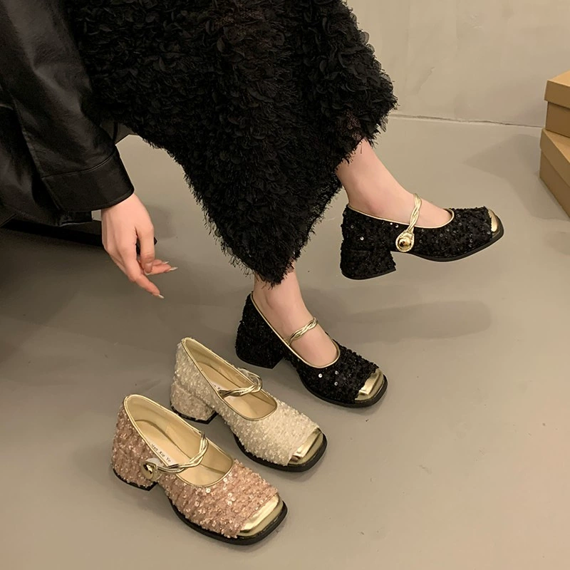 Ретро черные британские универсальные всесезонные туфли-лоферы 2024 весна-осень новые на толстой подошве женские маленькие кожаные туфли на одной ноге