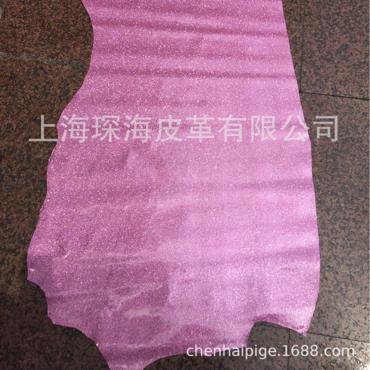 头层牛皮 珠光皮 镜面皮 漆皮 皮革皮料 粉红色