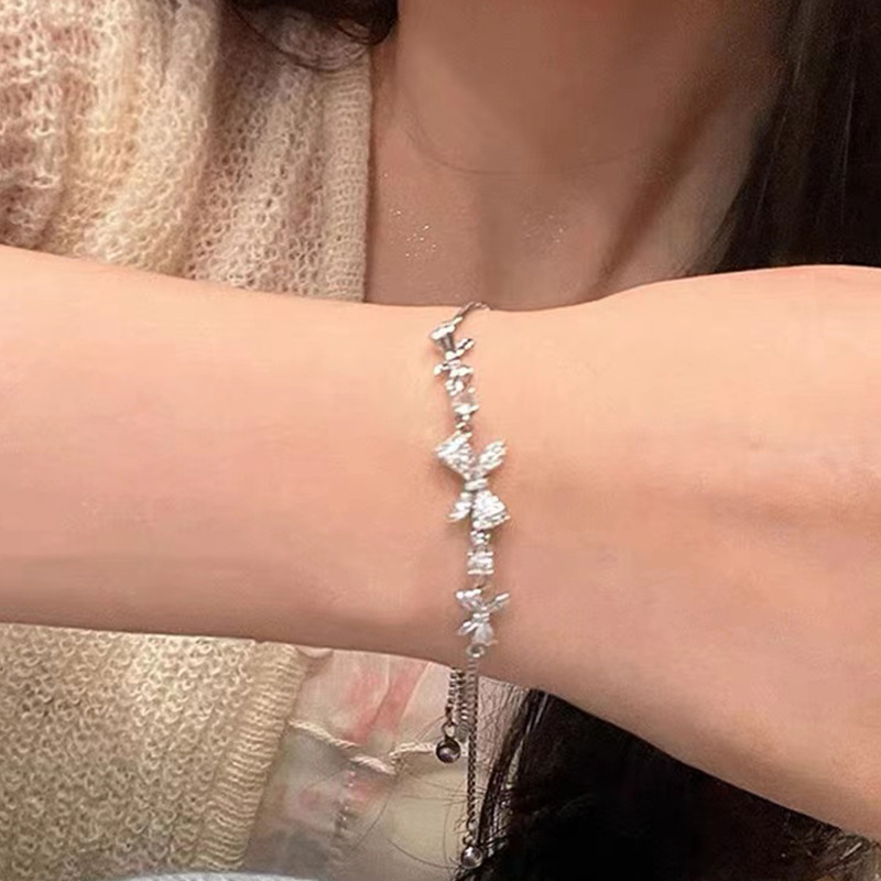 Minimalist Layered Bracelet Set Comfortable Stackable Jewelry_voghion.com
